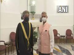 
      
      S Jaishankar discuss joint cooperation with Oman counterpart
      
      