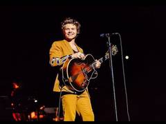 
      
      Harry Styles to open 2021 Grammy Awards
      
      