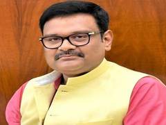 
      
      Tehsildar in Uttar Pradesh alleges assault by BJP MP Subrat Pathak
      
      