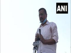 
      
      Delhi CM announces ex-gratia for Gokulpuri fire affected 
      
      