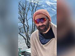 
      
      Sunny Deol gives glimpse of his 'icing on the cake' moment
      
      