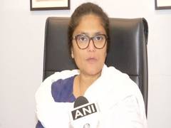 
      
      Former Cong MP Sushmita Dev resigns from party 
      
      