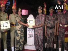 
      
      India, Bangladesh troops exchange Diwali sweets at Akhaura
      
      