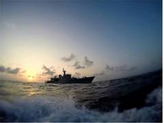 
      
      Indian Navy seizes narcotics worth Rs 3,000 cr from fishing...
      
      