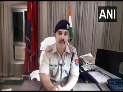 
      
      UP: Ballia Girl thwarts molestation bid by neighbour,...
      
      
