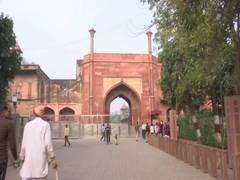 
      
      Agra all set to welcome Trump
      
      