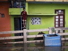 
      
      Heavy rains alert in Tamil Nadu, district administration...
      
      
