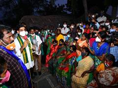 
      
      TDP's Nara Lokesh visits families of jailed Dalit farmers
      
      
