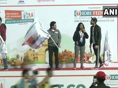 
      
      Tendulkar flags off New Delhi Marathon at Jawaharlal Nehru Stadium
      
      