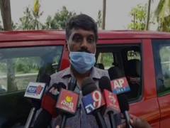 
      
      ACB sleuths nab Andhra village secretary for accepting bribe
      
      