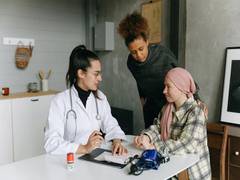
      
       How cells are connected to brain tumor growth and recurrence
      
      