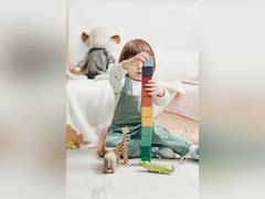 
      
      'Daycare linked to increased complications in preterm children'
      
      