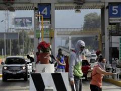 
      
      Andhra: FIR registred after clash between YSRCP leaders, toll...
      
      