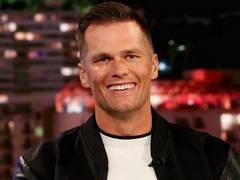 
      
      Tom Brady to produce, appear in '80 for Brady' 
      
      