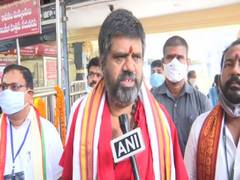 
      
      Andhra tourism minister visits Kanaka Durga temple on 2nd day...
      
      