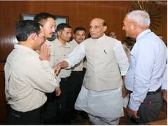 
      
      Rajnath Singh lauded efforts of Tiranga Mountain Rescue team
      
      