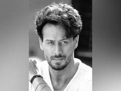 
      
      Tiger Shroff praised by 'Heropanti 2' director Ahmed Khan
      
      
