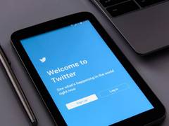 
      
      Twitter to add COVID-19 vaccine fact box to users' timelines 
      
      