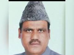 
      
      Nitish Kumar mourns demise of JDU MLC due to COVID-19
      
      