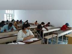 
      
      UGC, AICTE caution students against pursuing degrees in Pakistan
      
      