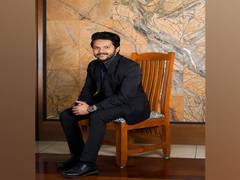 
      
      Meet young CEO of Vieroot Aditya Narayan, carrying his father...
      
      