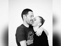 
      
      Kate Bosworth files for divorce from Michael Polish
      
      