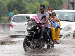
      
      IMD issues orange alert, warns of heavy rainfall in Delhi
      
      