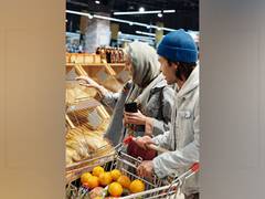 
      
      Negative reviews affect consumer's perception of food, finds study
      
      