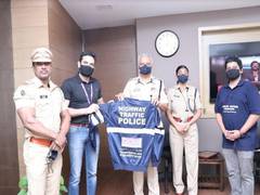 
      
      ACKO expresses gratitude to Maharashtra Highway Traffic...
      
      