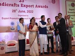 
      
      NR Group bags the Top Exports Award 
      
      