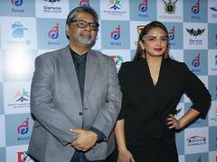 
      
      Huma Qureshi inaugurates Darwin Platform Groups's first store...
      
      