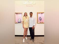 
      
      DIACOLOR partners with the India Art Fair 2022
      
      