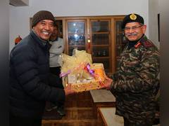 
      
      Lt. Gen Upendra Dwivedi felicitates Colonel Sonam Wangchuk...
      
      