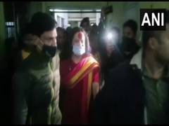 
      
      Maharashtra Police takes custody of Kalicharan Maharaj in...
      
      