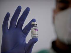 
      
      Immunocompromised people in US to get 3rd dose of COVID-19...
      
      