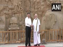 
      
      Mamallapuram Summit Day 2: Xi reaches venue for talks with Modi
      
      
