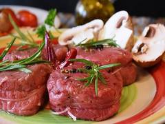 
      
      Red meat intake linked to colorectal cancer risk
      
      