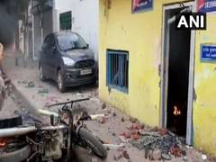 
      
      Lucknow: Vehicles set ablaze in Hasanganj during protest against 
      
      