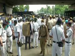 
      
      WB: BJP begins 'Nabanna Chalo' agitation against Mamata govt
      
      