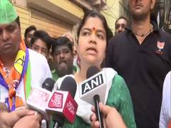 
      
      Shiv Sena youth wing to not campaign for BJP's Poonam Mahajan...
      
      