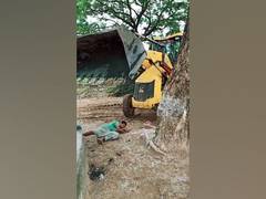 
      
      Telangana: One held for hitting man on head with excavator...
      
      