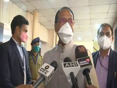 
      
       CM Chouhan discusses roadmap for a self-reliant Madhya...
      
      