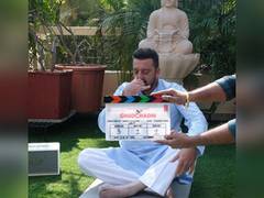 
      
      Sanjay Dutt starts shooting for 'Ghudchadhi'
      
      
