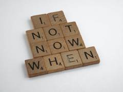 
    Study investigates best way to beat procrastination
    