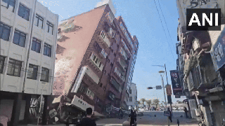 
      
      7.4 quake off Taiwan triggers tsunami alert in Japan
      
      