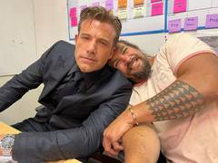 
      
      Ben Affleck to return as Batman in Jason Momoa's 'Aquaman' sequel
      
      