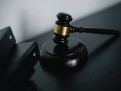 
    Accessible court system might help individuals with low-income to overcome procedural hurdles during divorce
    