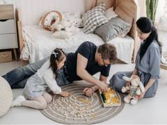 
      
      Researchers uncover how parent's genes shape behavior
      
      