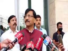 
      
      Sanjay Raut seen without mask at event in Maharashtra's...
      
      