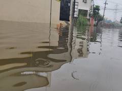 
      
      Heavy rains continue to lash parts of Tamil Nadu, nearby areas
      
      
